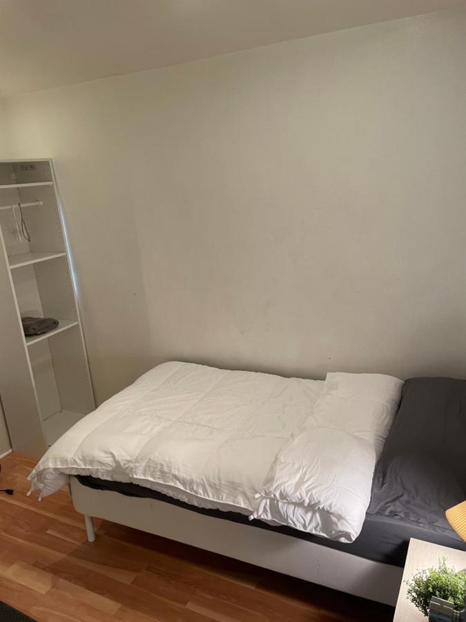 Culver City Hostel *