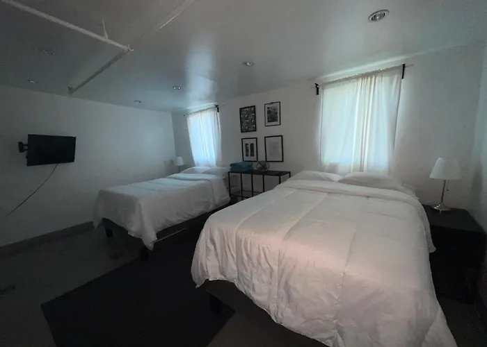 Culver City Hostel